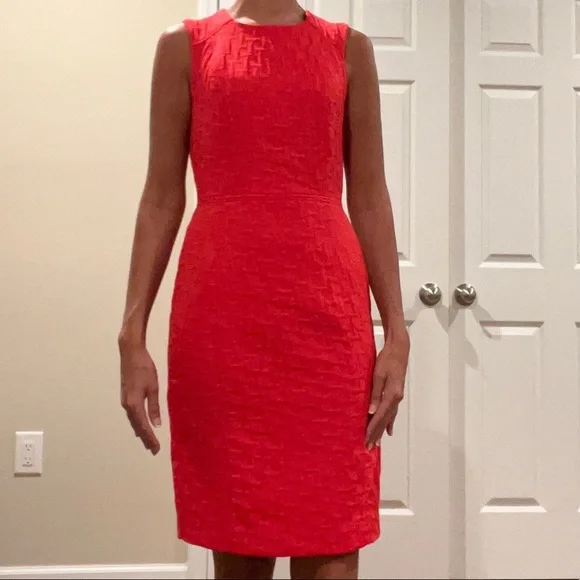 Banana Republic red dress, perfect to wear to the office - Picture 3 of 6